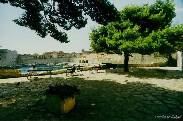 ../Images/dubrovnik2.jpg